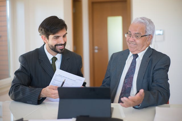 property-managers-talking